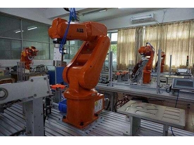 高等職業學校工機器人技術專業實訓室